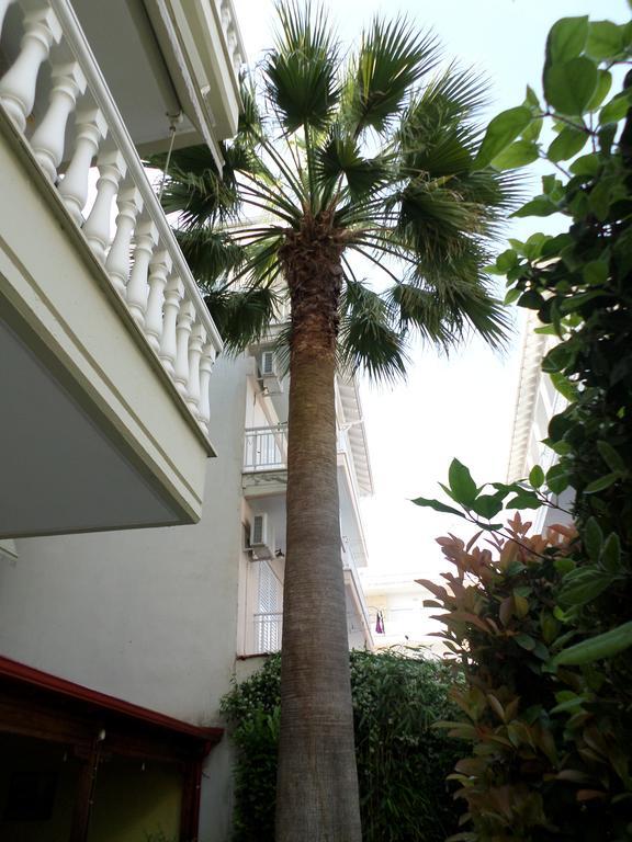 Hotel Dioni Paralía エクステリア 写真