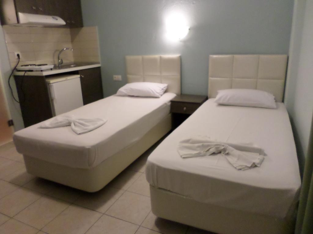 Hotel Dioni Paralía 部屋 写真