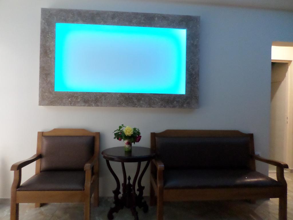 Hotel Dioni Paralía エクステリア 写真