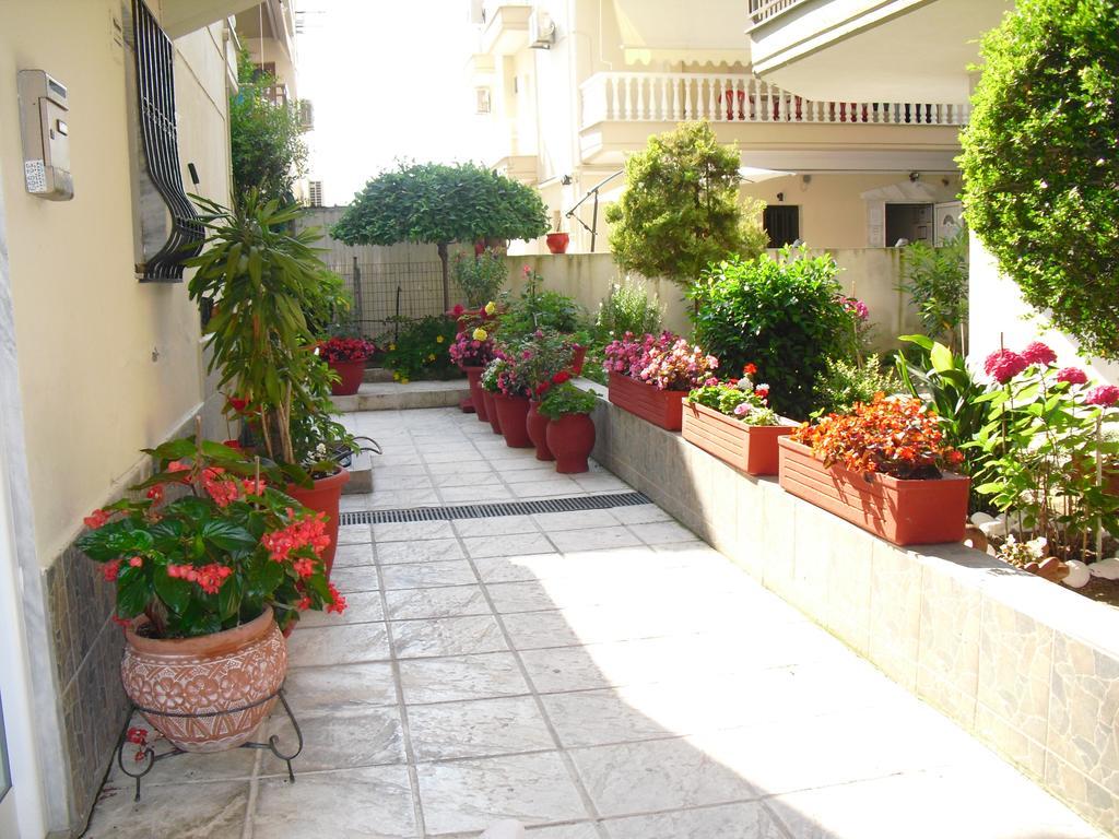Hotel Dioni Paralía エクステリア 写真
